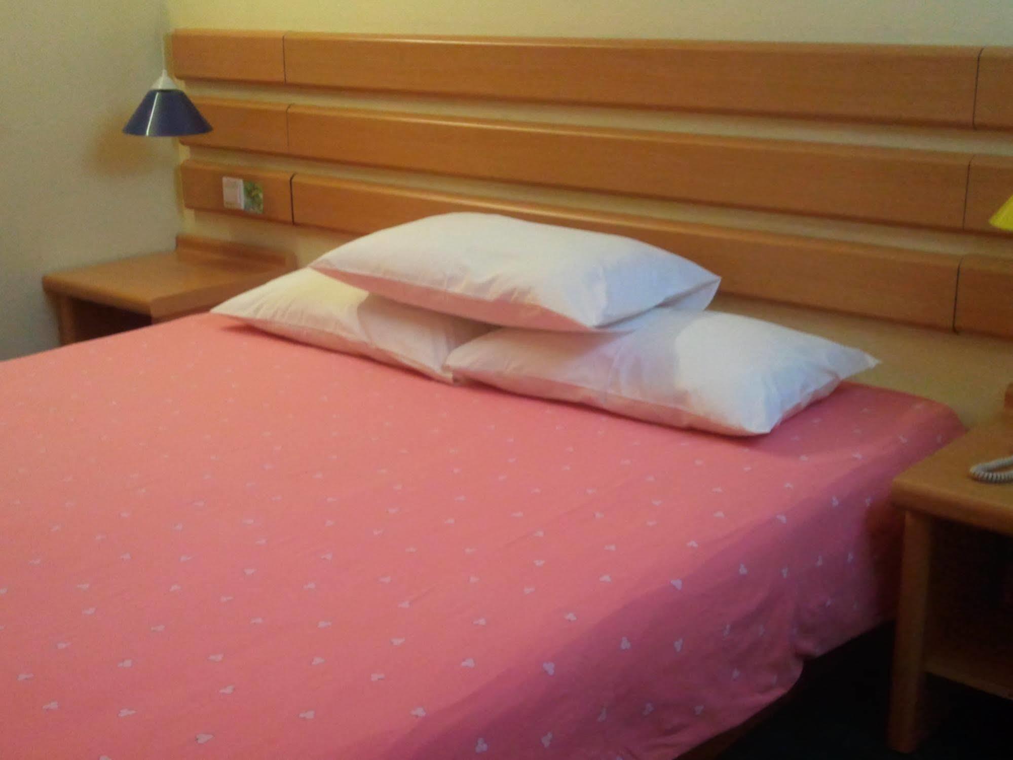 Home Inn Guangzhou Eksteriør billede
